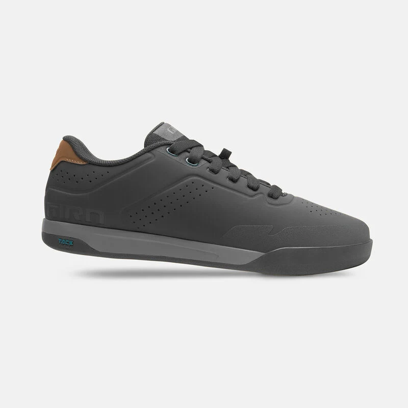 Giro Latch Shoes Mens - Black / Dark Shadow - Image 2